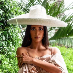 Moriah Peters