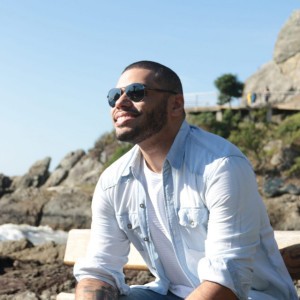 Sayle Oliveira