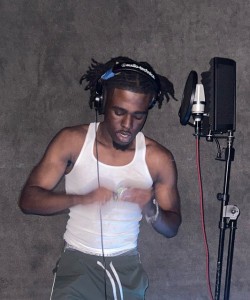 427Lilmoe