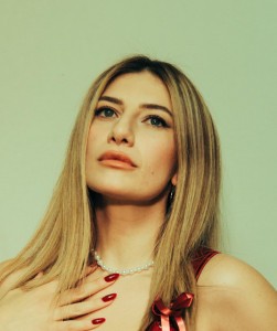 Giulia Jean