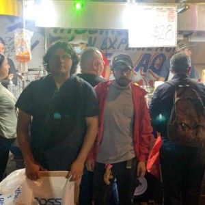 Alguien Saltó del Sexto Piso