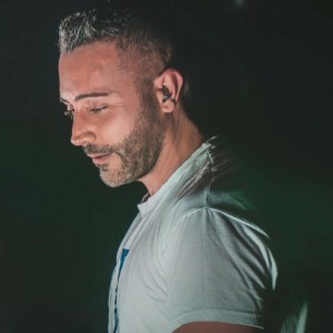 DJ Toñin