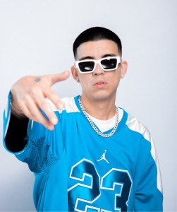 Dj Aza