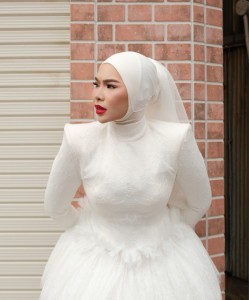 Aina Abdul