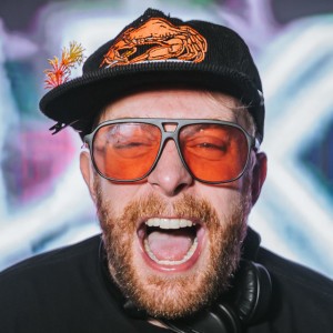 Buku