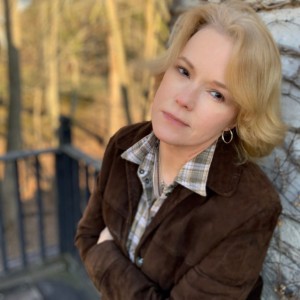 Mary Karlzen