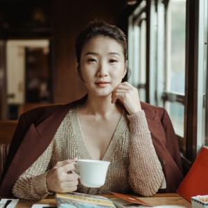 欣彥