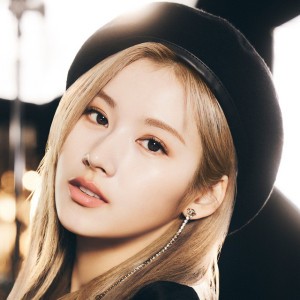 SANA from TWICE
