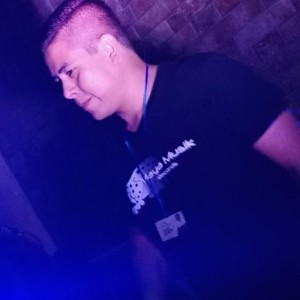 Alex Di Leon