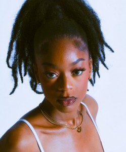 Lindsay Muepu