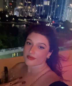 Adriana Maria