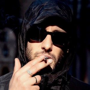 Azar Strato
