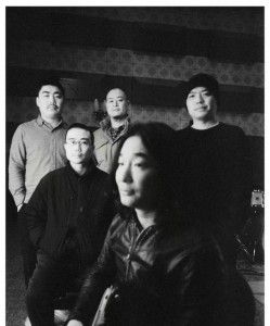 万能青年旅店