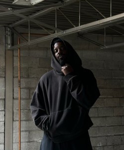 Sean Leon