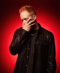 Sam Tinnesz