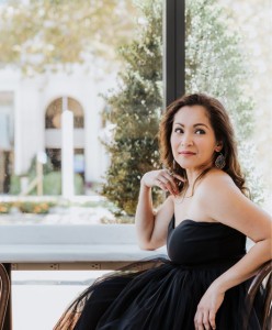 Carol Banawa