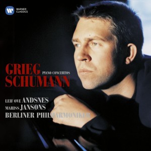 Piano Concerto in A minor, op. 54: II. Intermezzo. Andantino grazioso