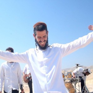 ועל ידי זה || מזמור לתודה || מקהלות עם || ניגון ויז'ניץ