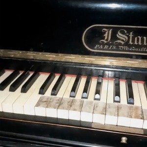 Merry Go Round of Life - Old Piano