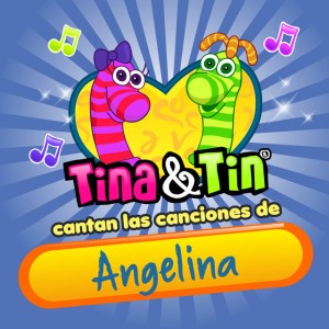 Agelina Baila Con la Escoba