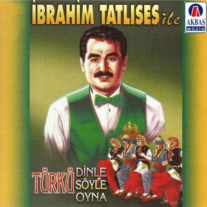 Evlerinin Önü Boyalı Direk