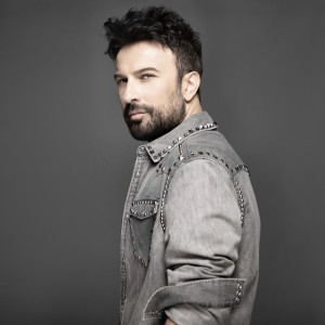 Dönmüyor Giden by Tarkan