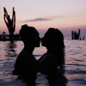 Esclavo de Tus Kisses