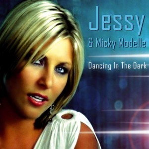 Dancing in the Dark (radio edit)