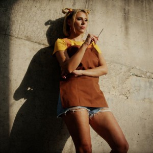 Ne me sakas by Sarah Mace