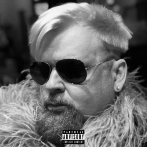 Dude Looks Like a Superstar (feat. Skyzoo, Chaz Ultra, Truth Ali & Frida Dee)
