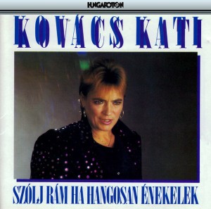 Szólj rám, ha hangosan énekelek