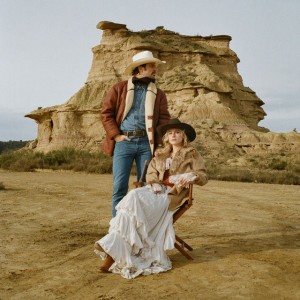 Ko Tyli? by Justinas Jarutis & Aistè