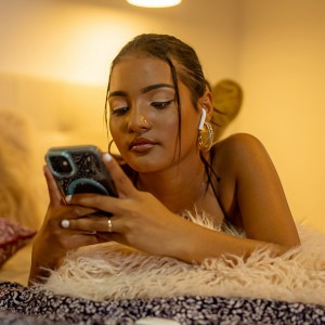 Bisous by VJ Awax & SAM & Gtnn