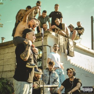 Gia Tin Omada Kai Mono