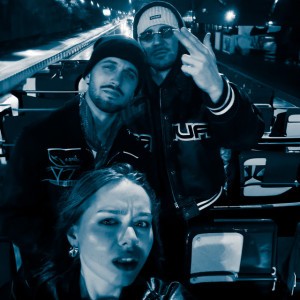 Obejmuję noce by Jonatan & Pezet & Livka