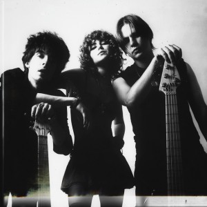 Crawling Whispers by The Elliens