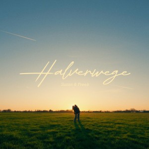 Halverwege by Suzan & Freek