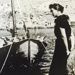 Istoria Mias Kalpikis Liras