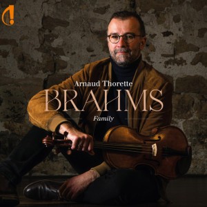5 Lieder, Op. 49: No. 4, Wiegenlied