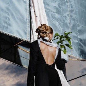 Žvėris by Jessica Shy