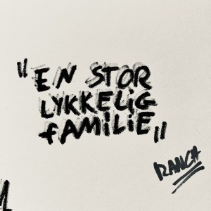 En Stor Lykkelig Familie