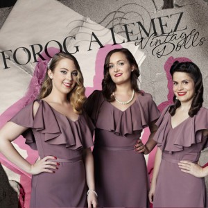 A Ligetben by Vintage Dolls