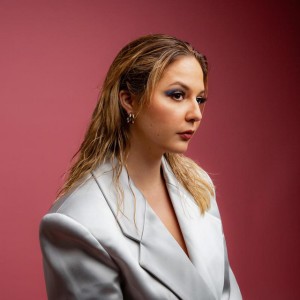 Ő Mondja Ki by Nádas Barbi