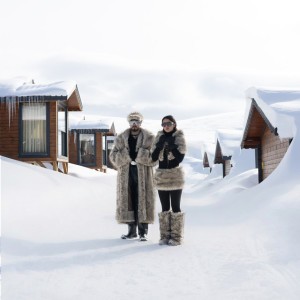 Bi' Bilsen (feat. Sena Şahin) by Sefo & Sena Şahin