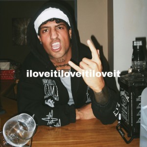 bella kay - iloveitiloveitiloveit (parsa nani remix)