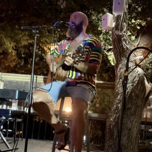 Hot Women Love Vegan Restaurants