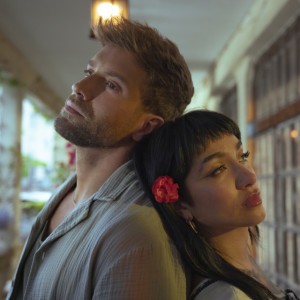 Amigos (con María Becerra) [with Maria Becerra]