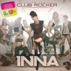 Un Momento (Play&Win 2011 Radio Edit feat. Juan Magan)