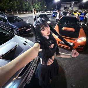E32