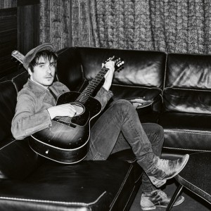 Silence radio by Gauvain Sers